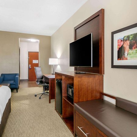 Comfort Suites Hopkinsville Near Fort Campbell Εξωτερικό φωτογραφία