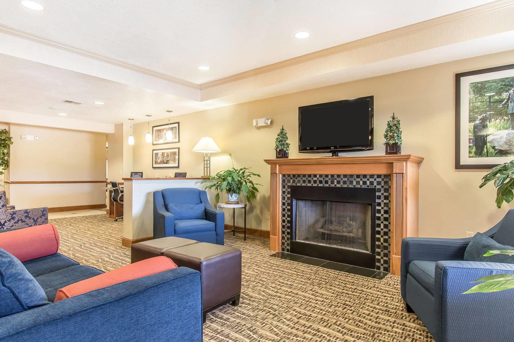 Comfort Suites Hopkinsville Near Fort Campbell Εξωτερικό φωτογραφία